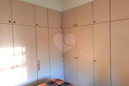 Sobrado à venda com 4 quartos, sendo 2 suítes, em Alto da Boa Vista, São Paulo, SP