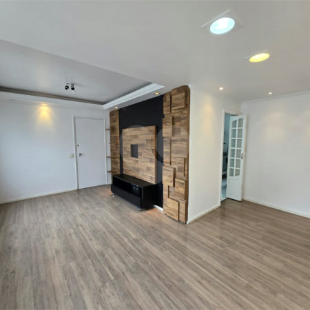 Apartamento à venda com 3 quartos, sendo 1 suíte,  em Indianópolis, São Paulo, SP