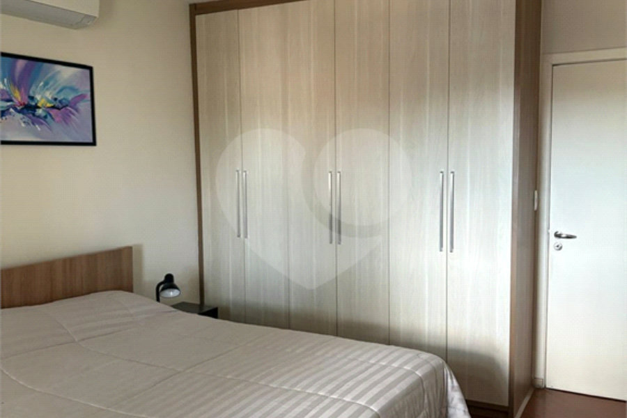 Sobrado à venda com 3 quartos em Santana, São Paulo, SP