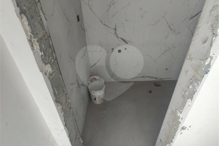 Casa Térrea à venda com 3 suítes em Jardim do Lago, Atibaia, SP