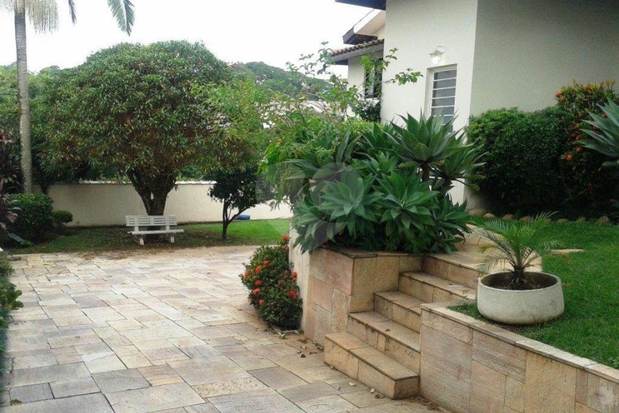 Casa Térrea à venda ou para alugar com 4 suítes em Jardim Floresta, São Paulo, SP