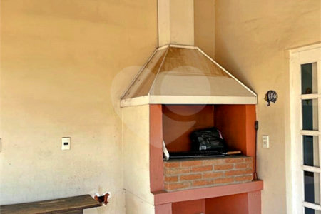 Casa à venda com 4 quartos, sendo 3 suítes,  no condomínio Terras de Santa Teresa, Itupeva - SP