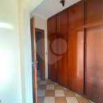 Casa à venda com 3 quartos, sendo 1 suíte, no condomínio Estância Marambaia, Vinhedo - SP
