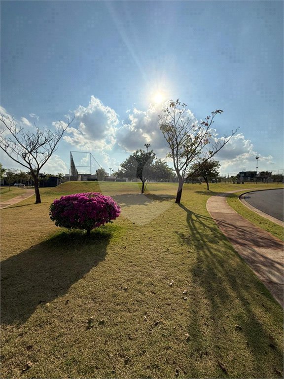 Casa à venda com 3 suítes no condomínio Village Damha III, Araraquara - SP