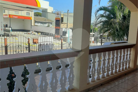 Casa à venda com 3 quartos, sendo 1 suíte, no Centro, Vinhedo, SP