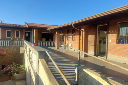 Casa à venda com 3 quartos, sendo 2 suítes, em Capela, Vinhedo, SP