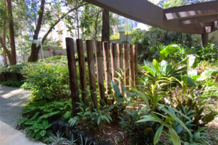 Apartamento à venda com 3 quartos, sendo 1 suíte, em Vila Andrade, São Paulo, SP