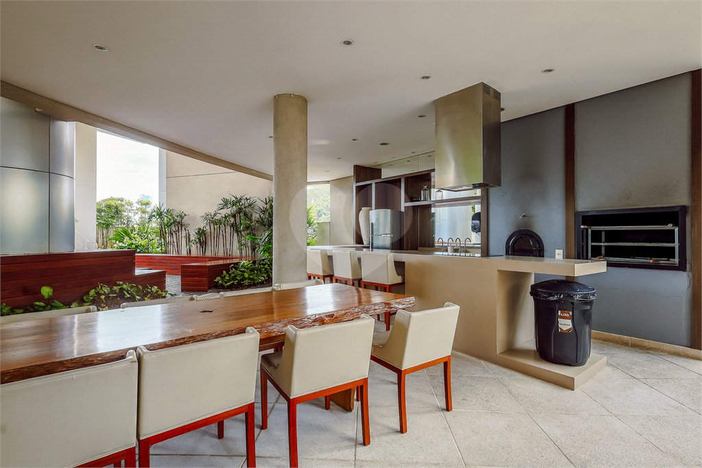 Apartamento à venda ou para alugar com 1 quarto em Vila Gertrudes, São Paulo, SP