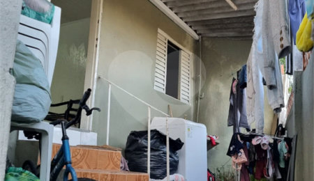 Sobrado à venda com 3 quartos em Vila Basileia, São Paulo, SP