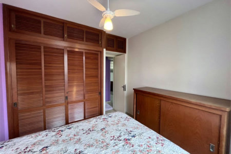 Apartamento de 1 Dormitório na Quadra da Praia das Pitangueiras – Localização Privilegiada!