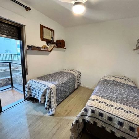 Apartamento com 2 Quartos e 2 Vagas à Venda em Pitangueiras – Guarujá/SP