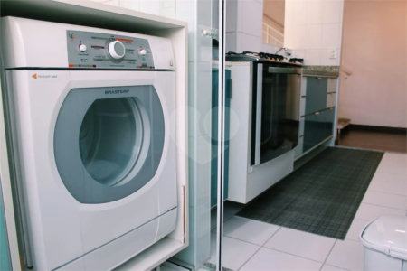 Duplex à venda com 3 quartos, sendo 2 suítes,  em Vila Santo Estéfano, São Paulo, SP