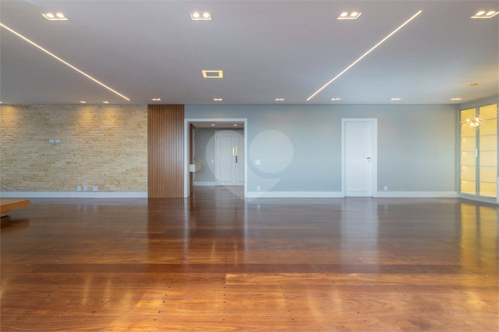 Apartamento à venda com 4 suítes em Vila Sofia, São Paulo, SP