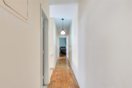 Sobrado à venda com 4 quartos, sendo 1 suíte, em Vila Mascote, São Paulo, SP