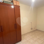 Sobrado à venda com 4 quartos, sendo 1 suíte, em Conjunto Habitacional Itapetininga F3, Itapetininga, SP