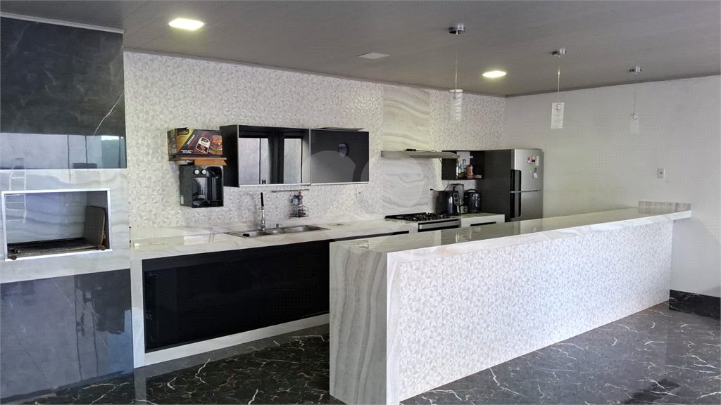 Casa à venda com 3 quartos, sendo 2 suítes,  em Ipê, Três Lagoas, MS