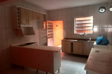 Sobrado à venda com 2 quartos em Vila Mazzei, São Paulo, SP
