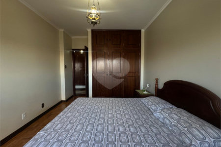 Apartamento à venda com 3 quartos, sendo 1 suíte, no Centro, Ribeirão Preto, SP