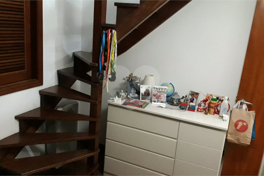 Casa à venda com 3 quartos, sendo 1 suíte, no condomínio Barbará Ii, São Paulo - SP