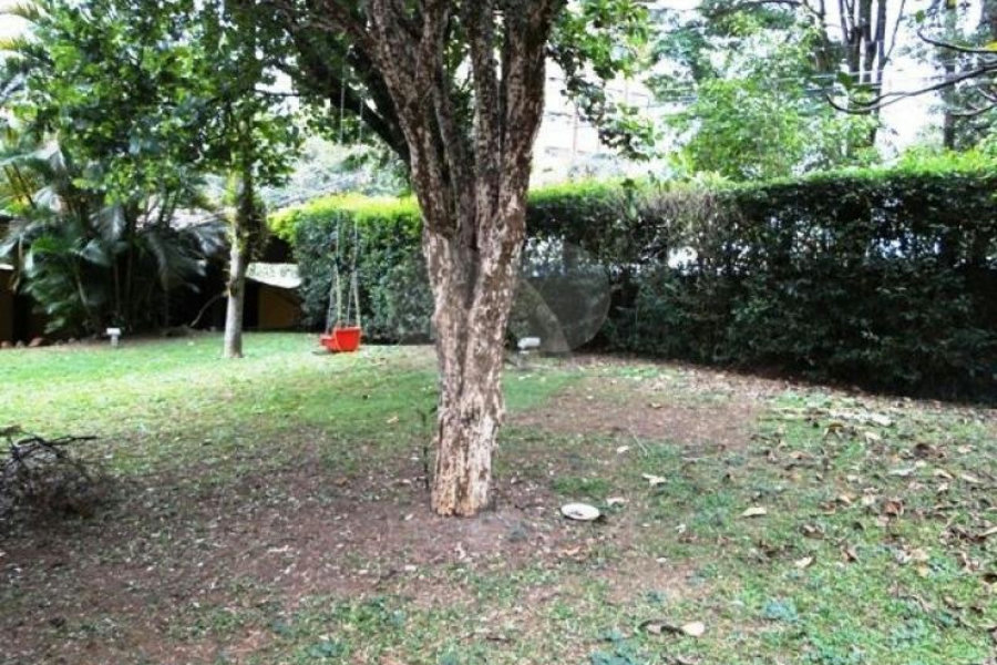 Casa Térrea à venda com 3 quartos, sendo 1 suíte, em Jardim Floresta, São Paulo, SP