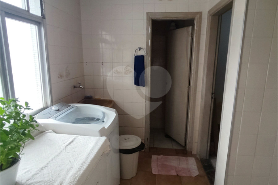 Apartamento à venda com 4 quartos, sendo 1 suíte,  em Santana, São Paulo, SP