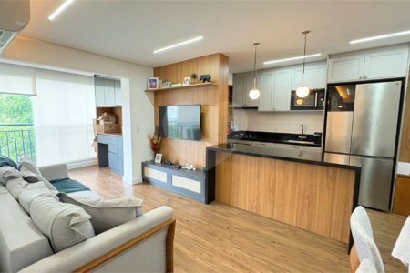 Apartamento à venda com 3 quartos, sendo 1 suíte, em Santo Amaro, São Paulo, SP