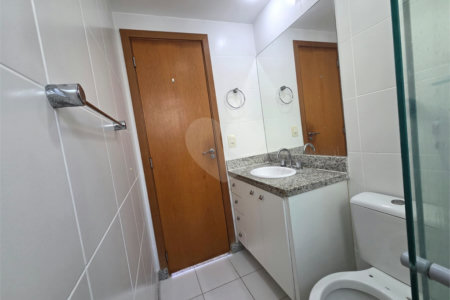 Cobertura à venda ou para alugar com 4 quartos, sendo 1 suíte,  em Tijuca, Rio de Janeiro, RJ