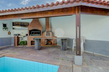Casa à venda com 3 suítes em Morumbi, São Paulo, SP