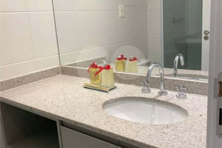 Apartamento à venda com 1 suíte em Jardim das Acácias, São Paulo, SP