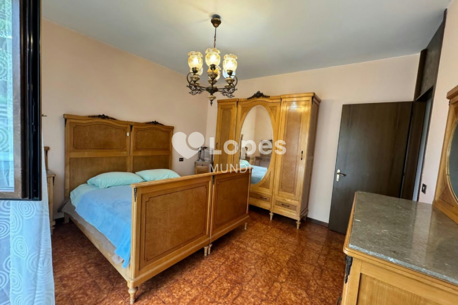 Casa multifamiliar à venda em Verona, Itália – 3 unidades e 12.000 m²