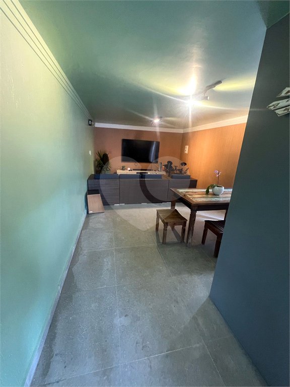 Sobrado à venda com 3 quartos, sendo 1 suíte, em Vila Irmãos Arnoni, São Paulo, SP