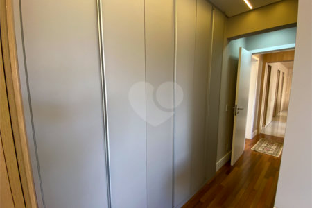 Apartamento à venda com 3 suítes em Vila Pompéia, São Paulo, SP