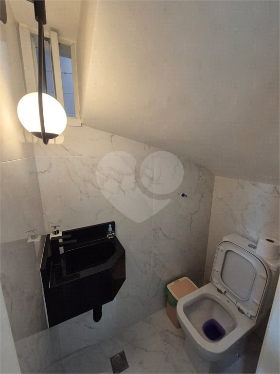 Casa à venda com 3 quartos, sendo 1 suíte, no condomínio Mariana, São Paulo - SP