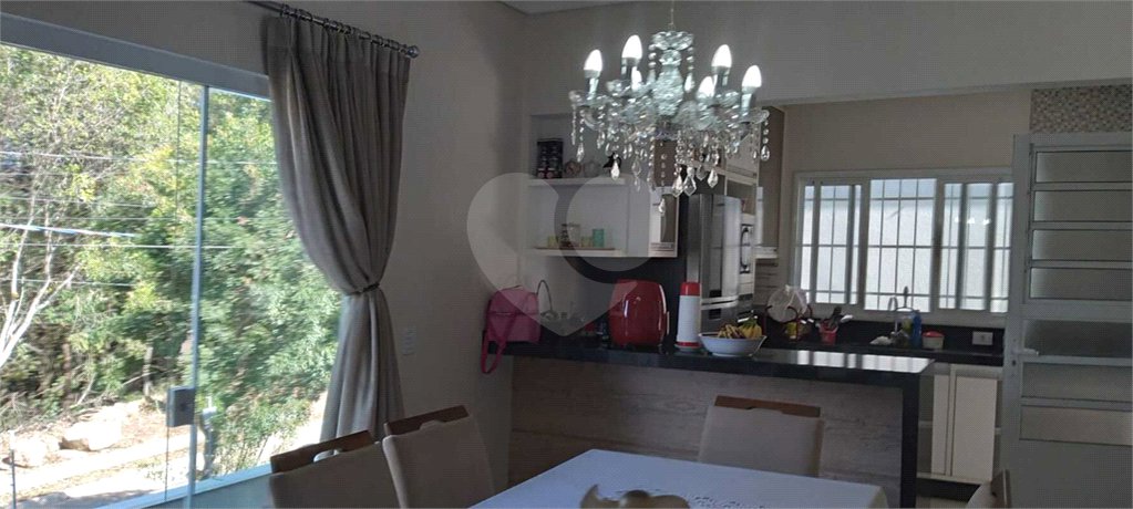 Casa à venda com 3 quartos, sendo 1 suíte, em Santa Cândida, Vinhedo, SP