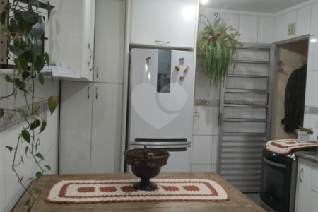 Sobrado à venda com 3 quartos, sendo 2 suítes, em Vila Gustavo, São Paulo, SP