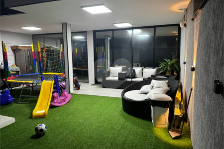 Casa à venda com 4 quartos, sendo 3 suítes, em Campo Grande, Rio de Janeiro, RJ