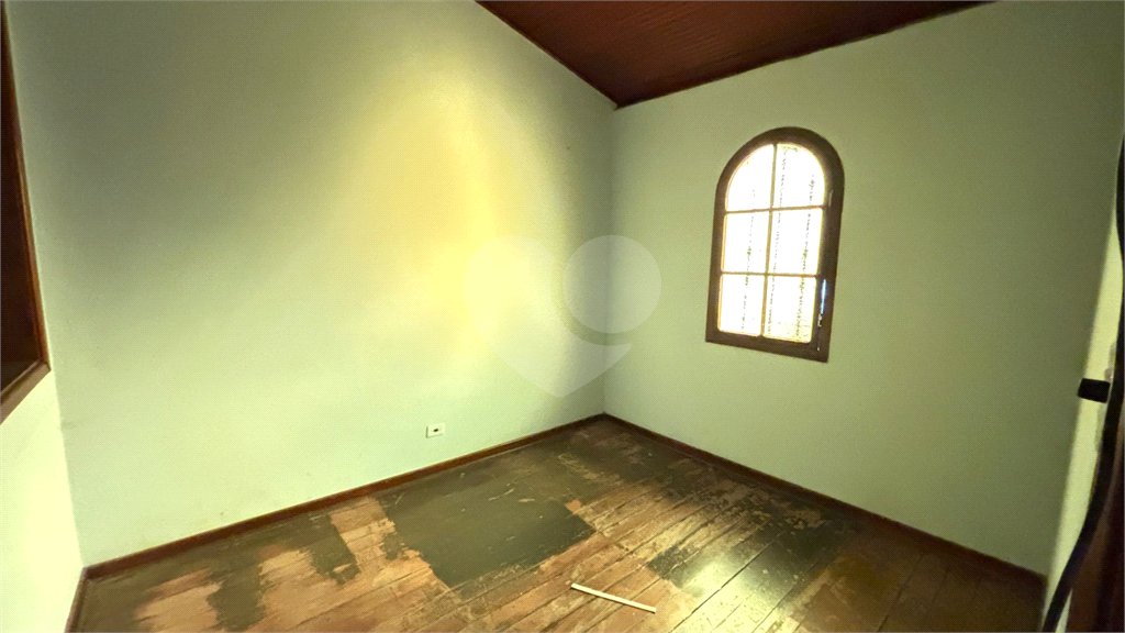 Sobrado à venda ou para alugar com 15 quartos em Tremembé, São Paulo, SP