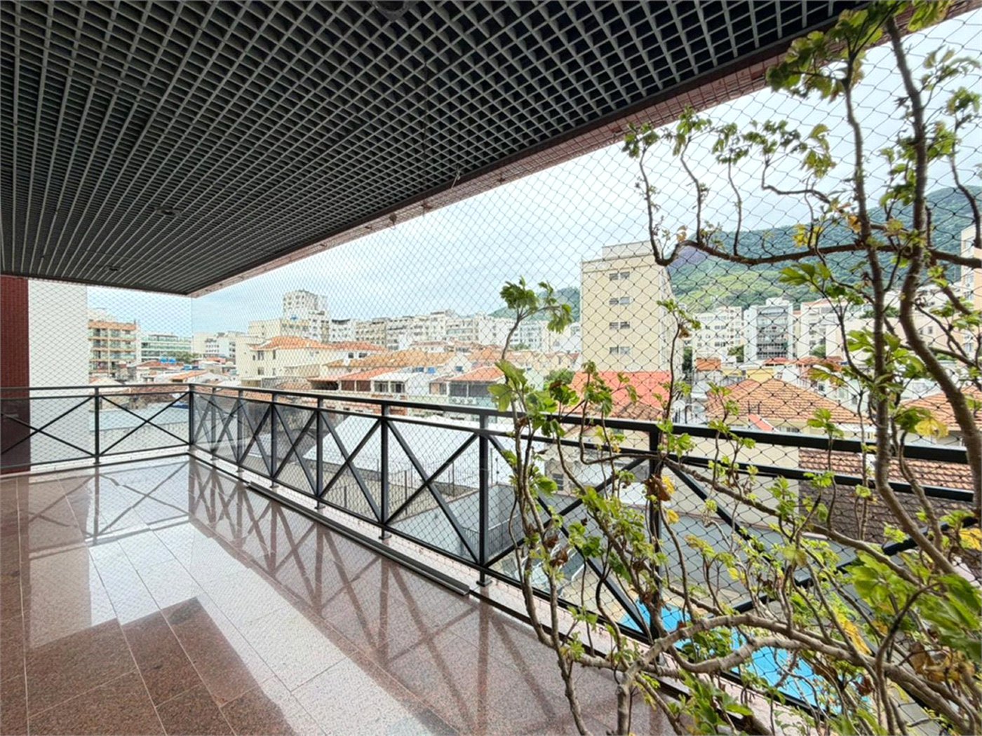 Apartamento à venda com 4 quartos, sendo 1 suíte,  em Tijuca, Rio de Janeiro, RJ
