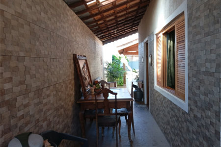 Casa à venda com 4 quartos, sendo 2 suítes,  em Guaxinduva, Atibaia, SP
