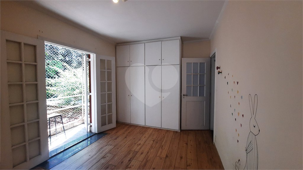 Casa de Vila à venda com 4 quartos, sendo 2 suítes, em Granja Julieta, São Paulo, SP