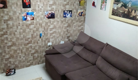 Sobrado à venda com 3 quartos, sendo 1 suíte,  em Cidade Tiradentes, São Paulo, SP