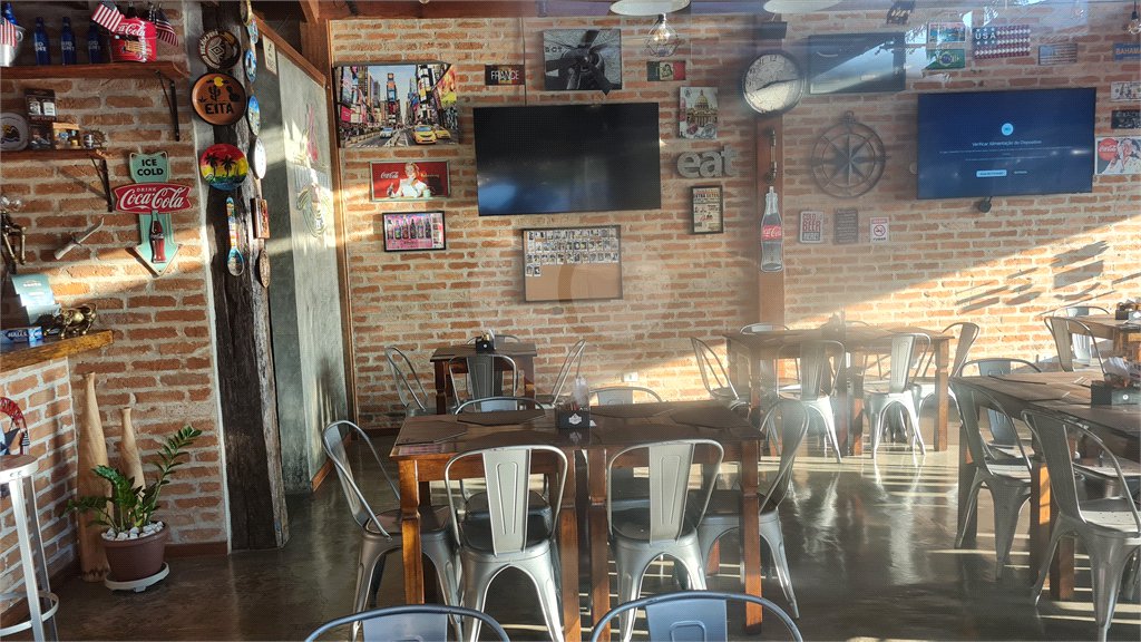 Salão para alugar em Caraguatá, Mairiporã, SP