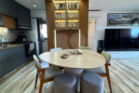 Apartamento à venda com 2 quartos, sendo 1 suíte, em Vila Monumento, São Paulo, SP