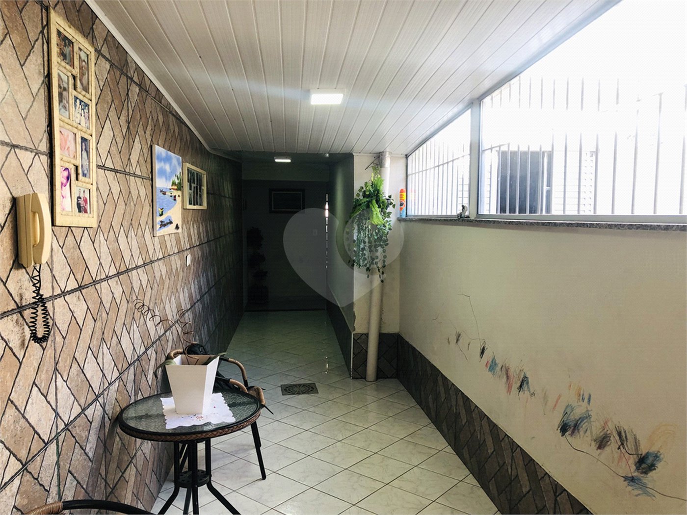 Casa à venda com 3 quartos, sendo 1 suíte, em Vila Suissa, Mogi das Cruzes, SP