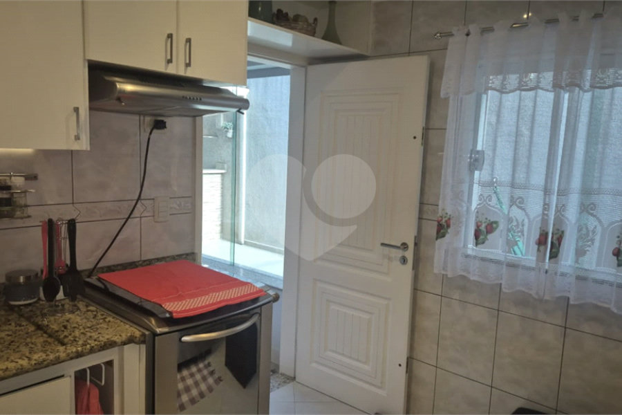 Sobrado à venda com 3 quartos, sendo 1 suíte, em Tremembé, São Paulo, SP
