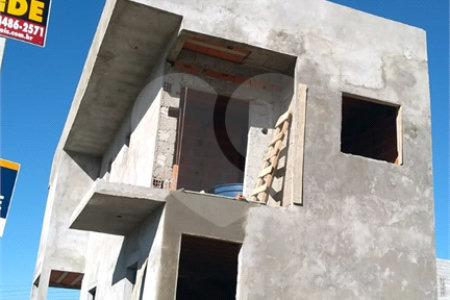 Casa à venda com 3 quartos, sendo 1 suíte, em Terra Preta (terra Preta), Mairiporã, SP