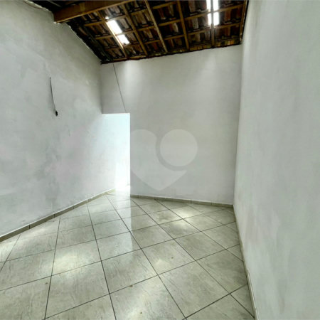 Casa à venda com 2 quartos em Vila Deyse, Itapetininga, SP