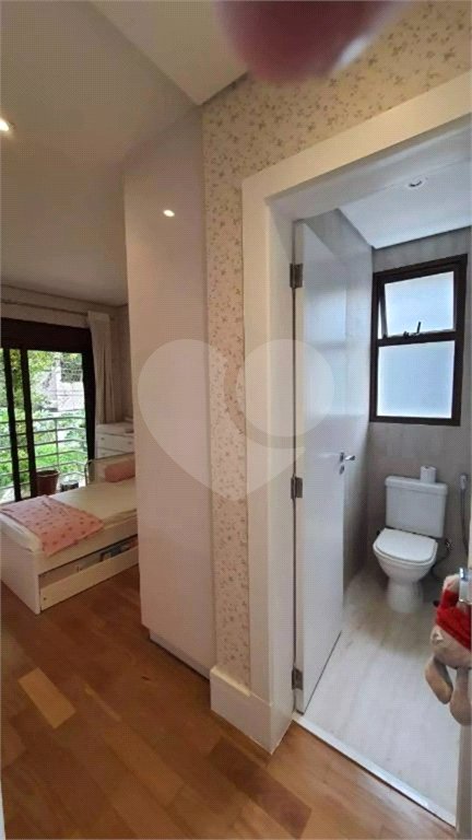 Casa à venda com 3 suítes no condomínio Metropolitan, São Paulo - SP