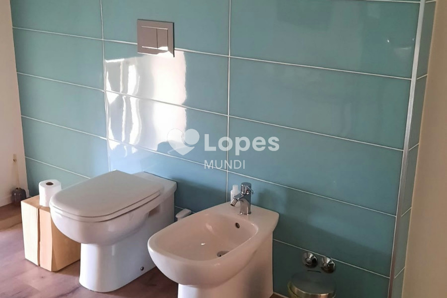Casa com 3 suítes à venda em Ruoti, Potenza, Itália – Ideal para turismo