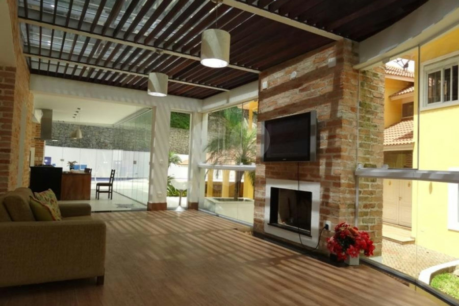 Casa à venda com 4 suítes no condomínio Jardim Ibiratiba, São Paulo - SP
